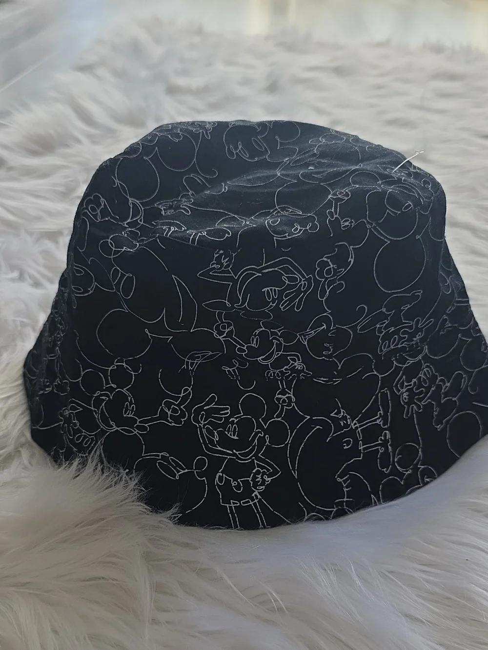 Kids Black Mickey Mouse Character-Print Bucket Hat